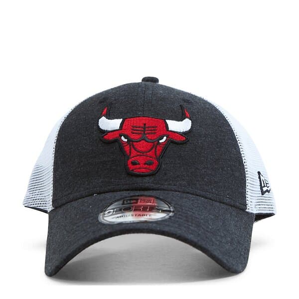 New Era Bulls Home Field 9FORTY Trucker