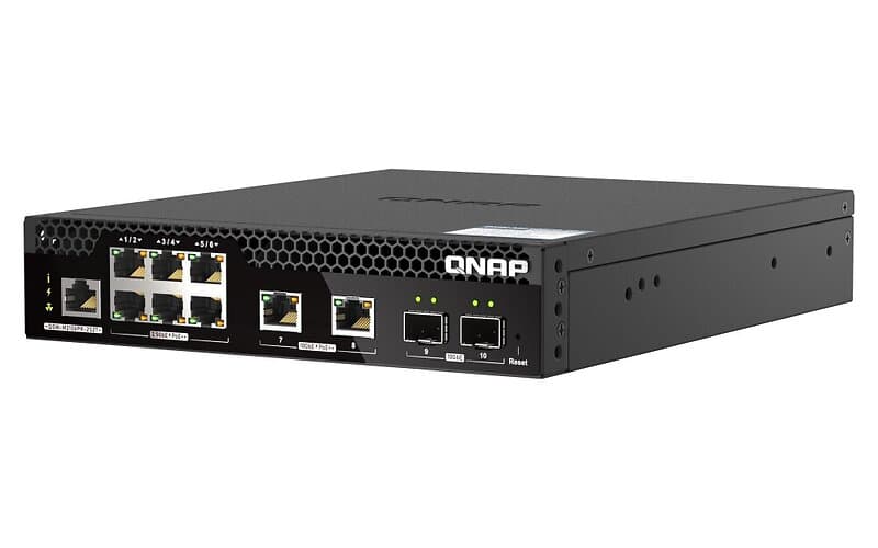 QNAP switch half-width 10 ports Managed