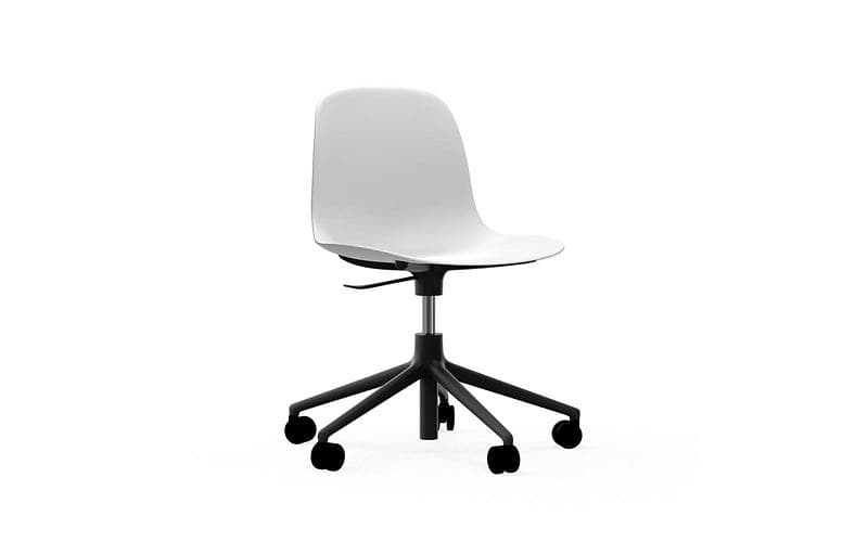 Normann Copenhagen Form 5W Chair