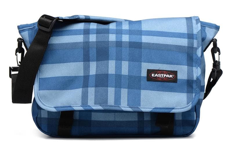 Eastpak JR Shoulder Bag